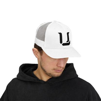 Stylish Snapback Trucker Cap